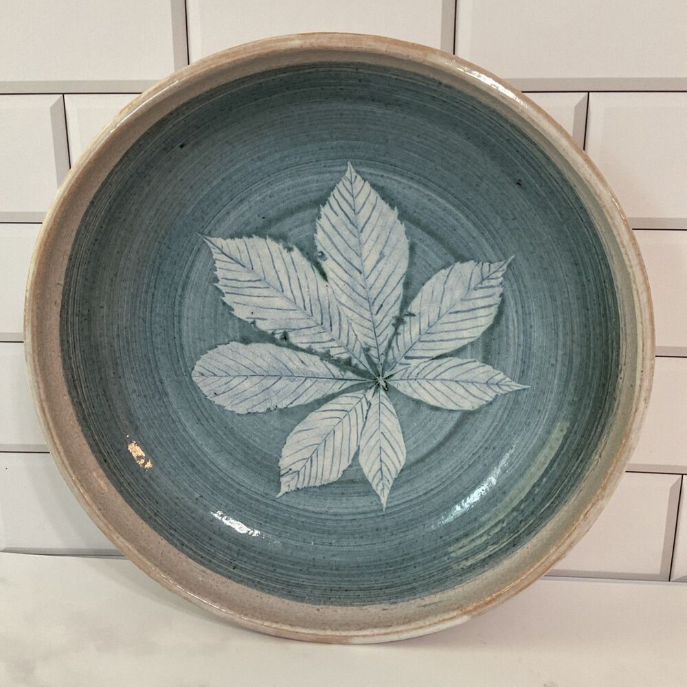 Tootelian Pottery 10” bowl Leaf Design